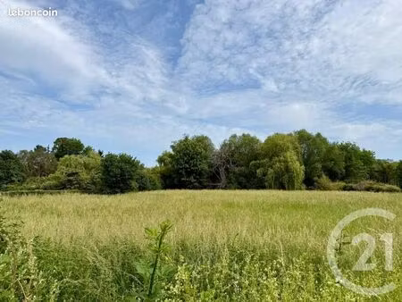terrain 1 810 m² rouvres