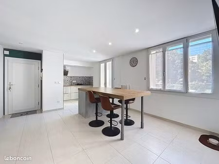 appartement t3 rénové avec parking