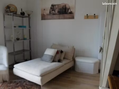 studio meublé