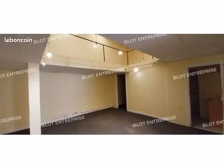 local commercial 112 m²