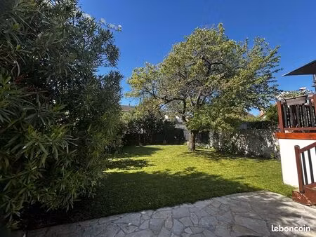 maison de ville 6 pièces 180 m²