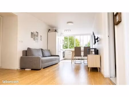 bel appartement f4 traversant de 59m² rénové – 7 min métro 8 (maisons-alfort) & hôpital he
