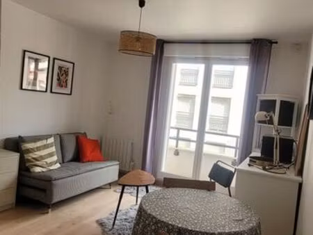 location studio meublé 19 m2