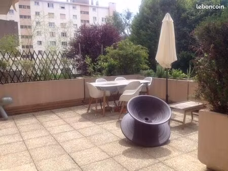 t4 de 87m2. dijon.quartier montchapet-centre ville