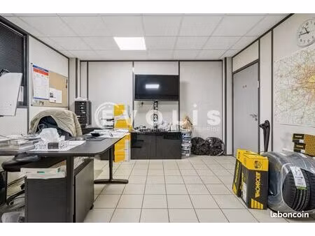 bureaux 70 m²