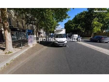 commerce beauté/coiffure 75 m²