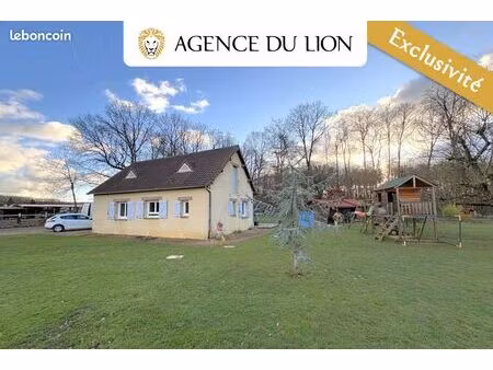 maison 5 pièces 121 m²