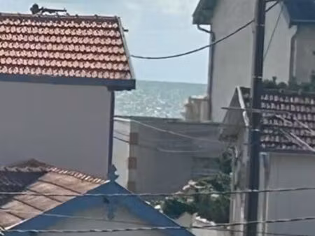 maison 2 chambres  50 mètres de la plage  centre ville chatelaillon plage