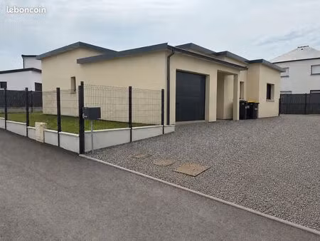 location maison grâces