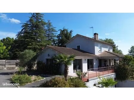 villa 340m2 secteur pécharmant
