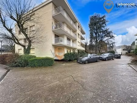 studio 1 pièce 25 m²