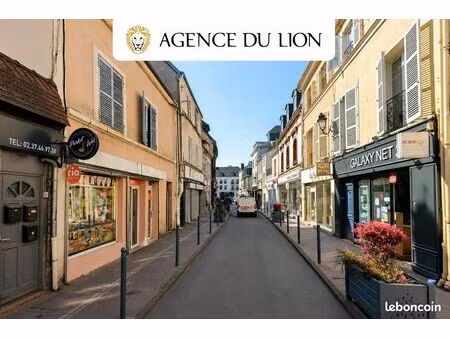 immeuble 8 pièces 210 m²