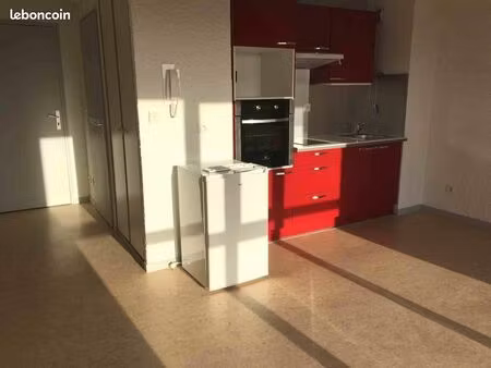 studio 1 pièce 24 m²