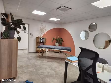 bureau à louer pour société de services ou profession libérale