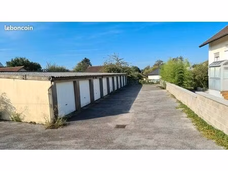 garage 15m2 5x3 très bien situé zone pavillonnaire
