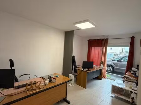 bureau / local professionnel de 18 m² à louer