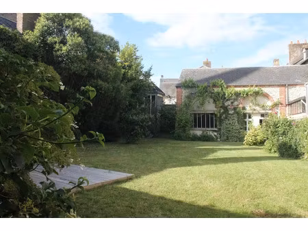 vente maison 9 pièces 220 m² à fresnay-sur-sarthe (72130)  323 000 €