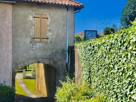 charmante maisonnette de 2 pièces