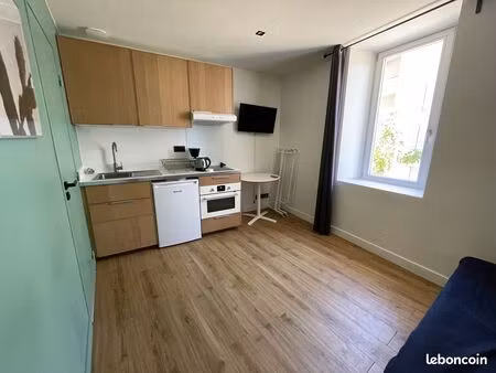 studio 1 pièce 17 m²