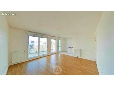 appartement 3 pièces 62 m²
