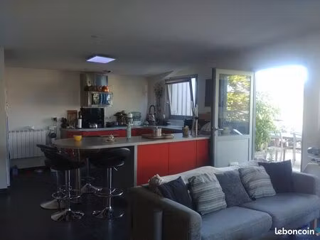 loft t3 spacieux  116m²  à valence (meublé ou non meublé)
