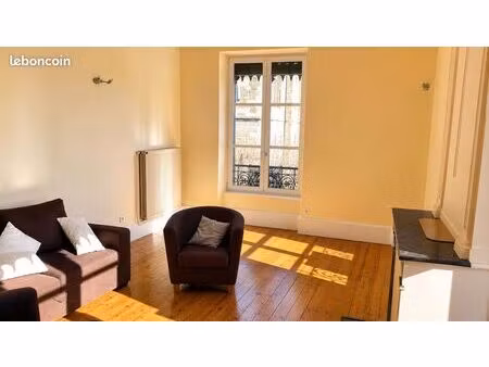 location appartement haussmannien t4 - vieux romans