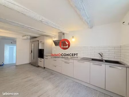 maison de village 7 pièces 197 m²