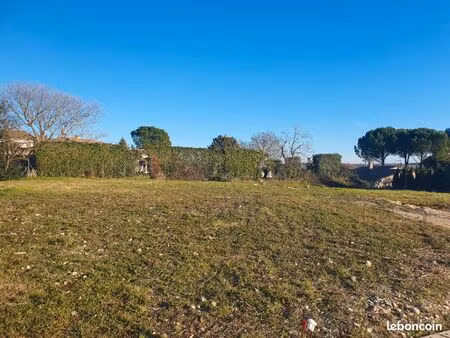 terrain 589 m² laudun l ardoise