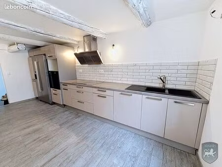maison 9 pièces 189 m²