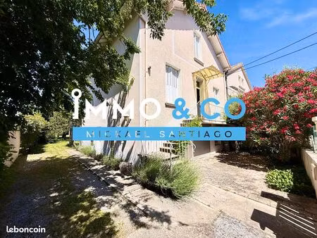 propriété 6 pièces 226 m²
