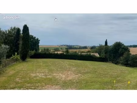 terrain 748 m² segoufielle
