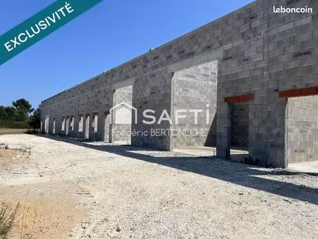 immeuble 900 m² montpon-menesterol