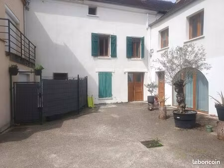 appartement 2 pièces 56 m²
