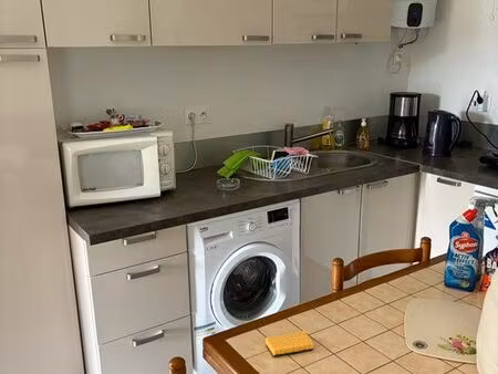 studio indépendant 27 m2 fond de jardin pour bail étudiant