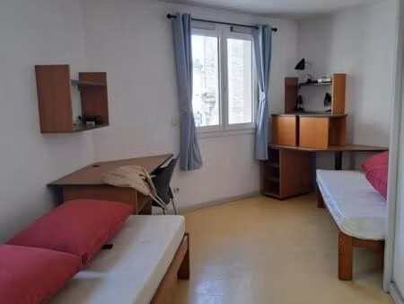 studio 1 pièce 25 m²
