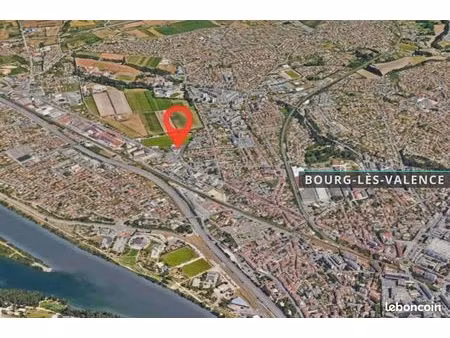 bureau 111 m²