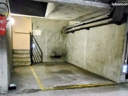 parking/emplacement 12 m² ermont