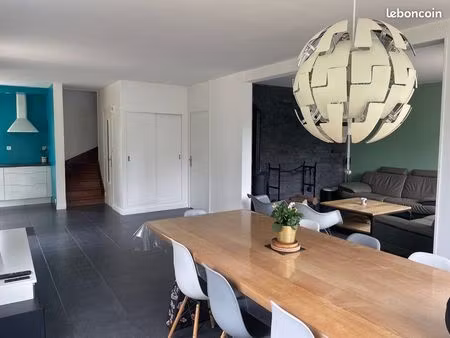 maison à acquigny avec vaste terrain de 8 800 m²