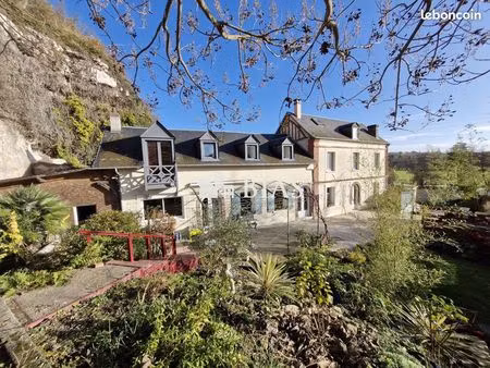 propriété 7 pièces 187 m²