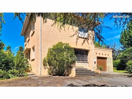 maison 7 pièces 139 m²