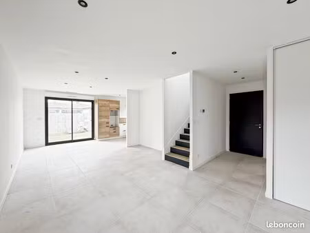 maison 4 pièces 92 m²