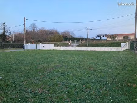terrain 360 m²