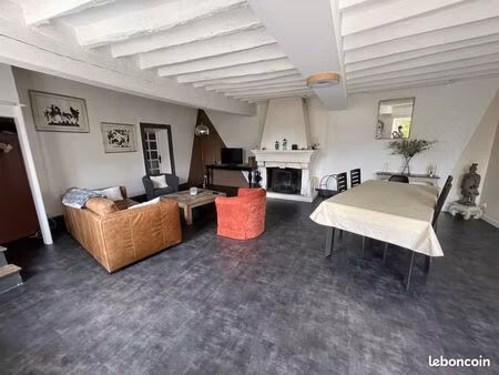propriété 9 pièces 240 m²