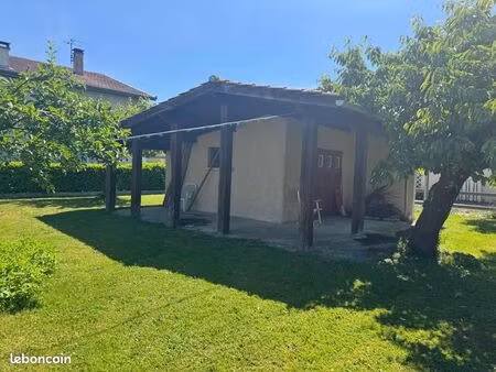 terrain 608 m² ausson