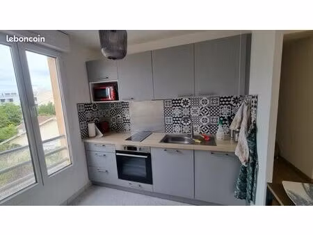t3 bx quartier tauzin disponible mi-juillet