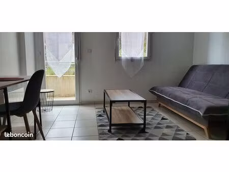 studio meublé 26m²  près des facultés  ifsi