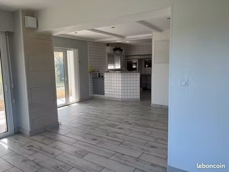maison a louer avec jardin et garage
