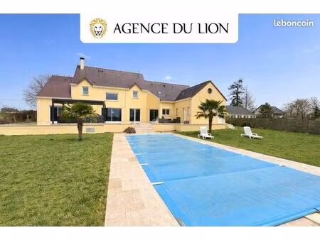 maison 10 pièces 366 m²