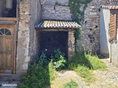 maison de village t3 80 m² avec jardin