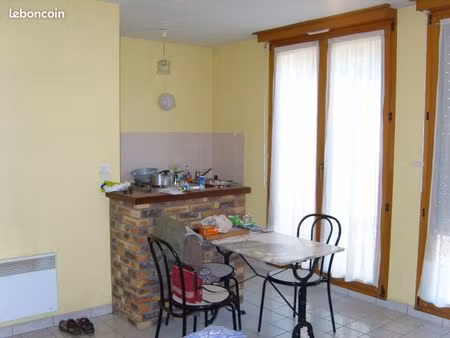 beau studio meublé evreux centre
